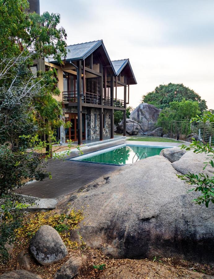 Rock Wild Yala Hotel ภายนอก รูปภาพ